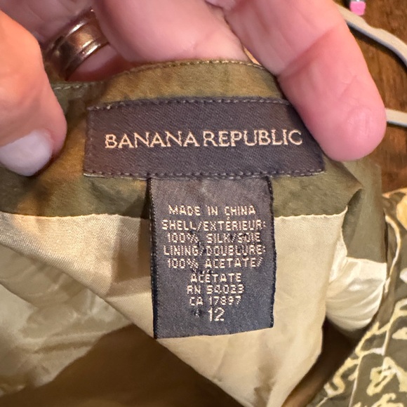 Banana Republic Yellow and Green Patterned Midi Skirt With Front Slit - Picture 5 of 5